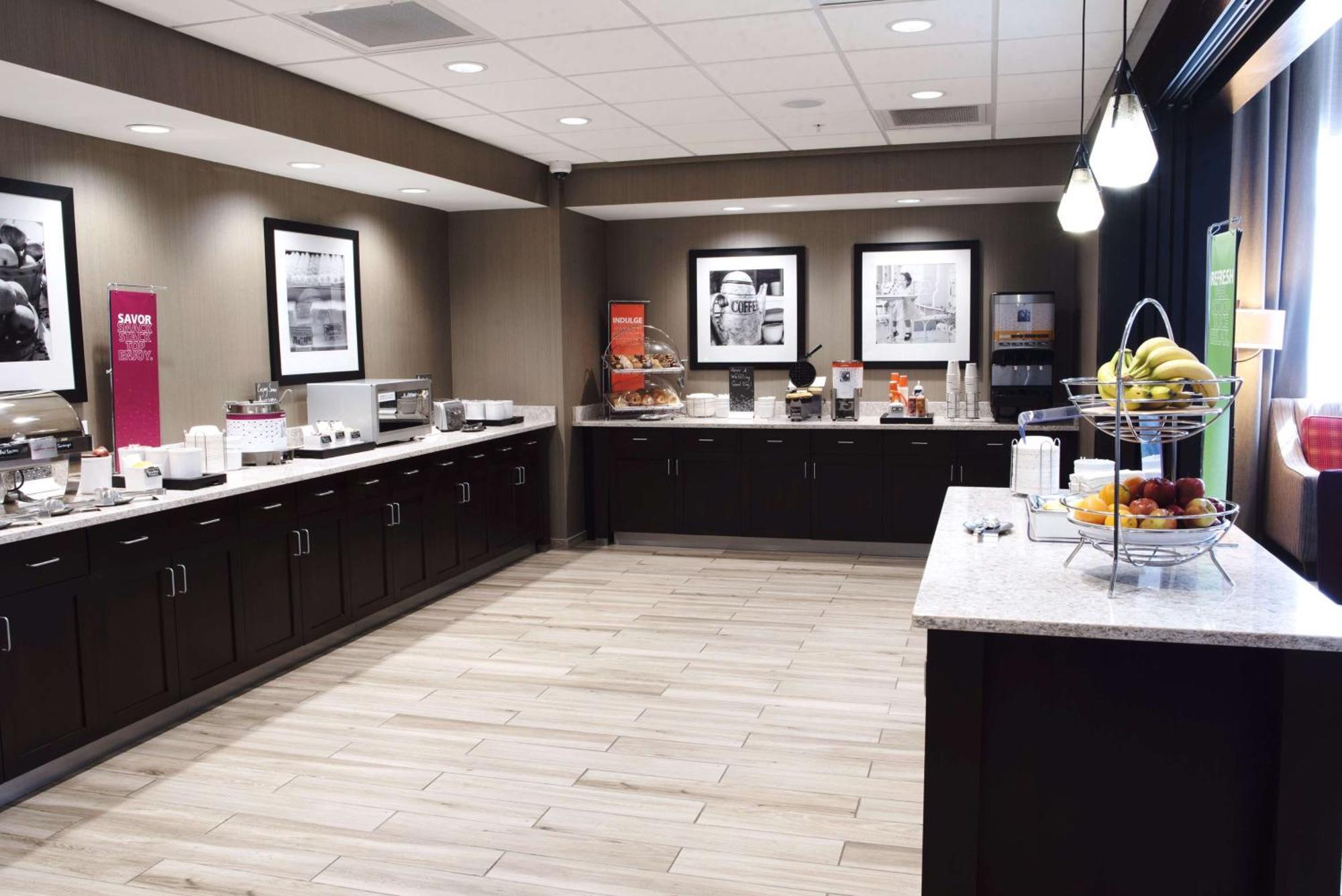 Hampton Inn & Suites Des Moines/Urbandale Ia Экстерьер фото